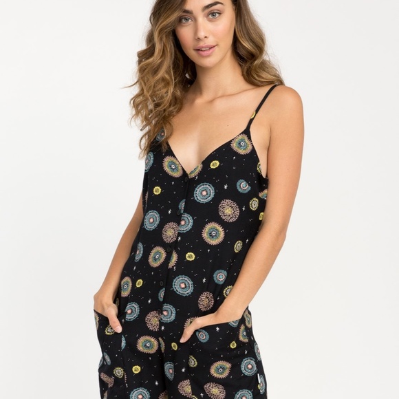 RVCA Lotus Black Space Print V-Neck Casual… - Picture 3 of 14